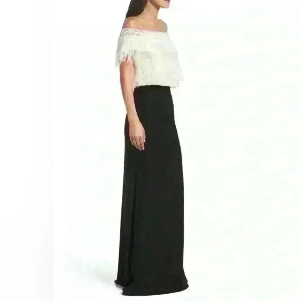 Tadashi Shoji Elegant Black and Cream Off-Shoulder dress w lace feathers formal